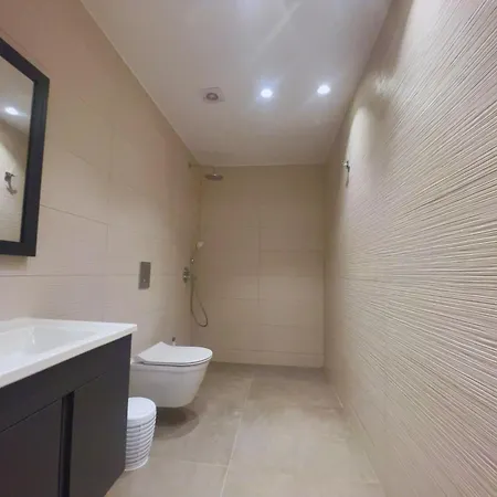 Azure Pearl - Wake Up By The Sea Oceanfront Garden Retreat With Pool Apartament