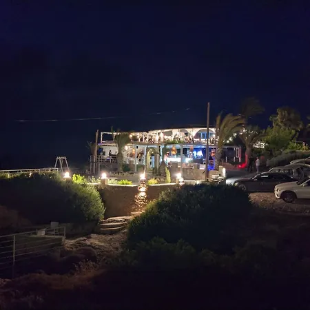 Azure Pearl - Wake Up By The Sea Oceanfront Garden Retreat With Pool * Agios Nikolaos (Famagusta)